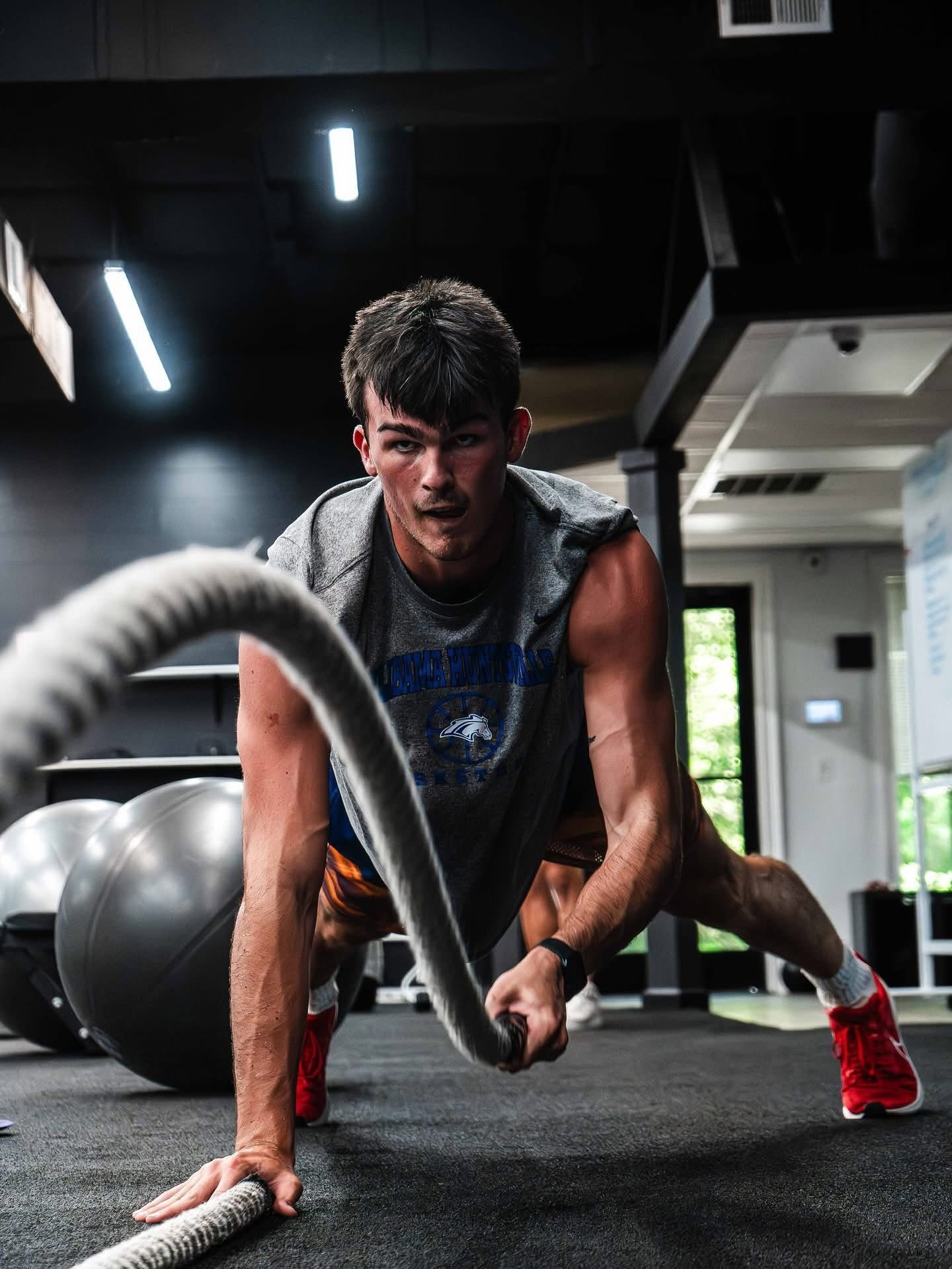 Athlete training at Complete Life